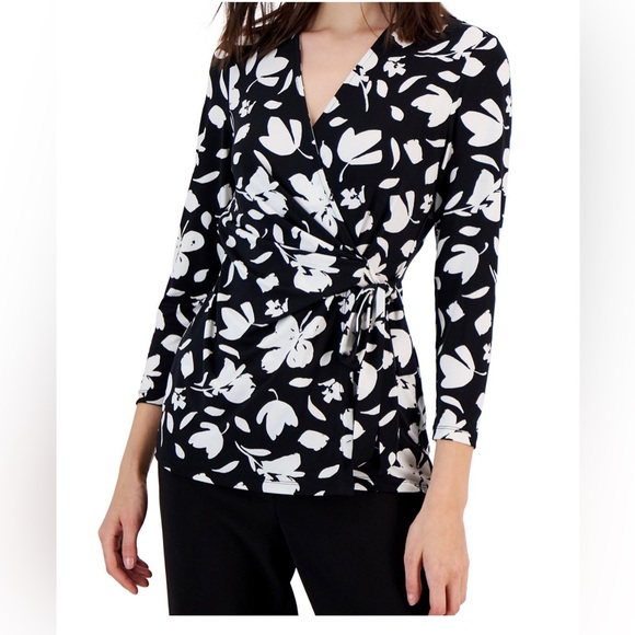 Anne Klein Tops - Anne Klein black and white floral faux wrap tie top size Large L